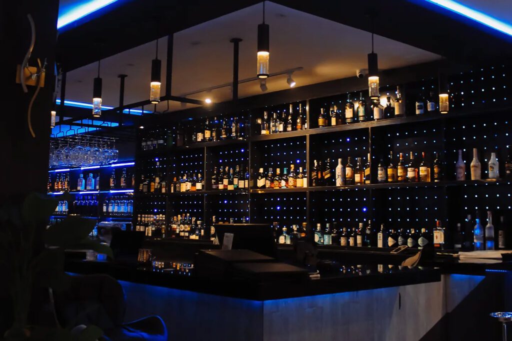 Liquocean Restaurant Sport and Bar