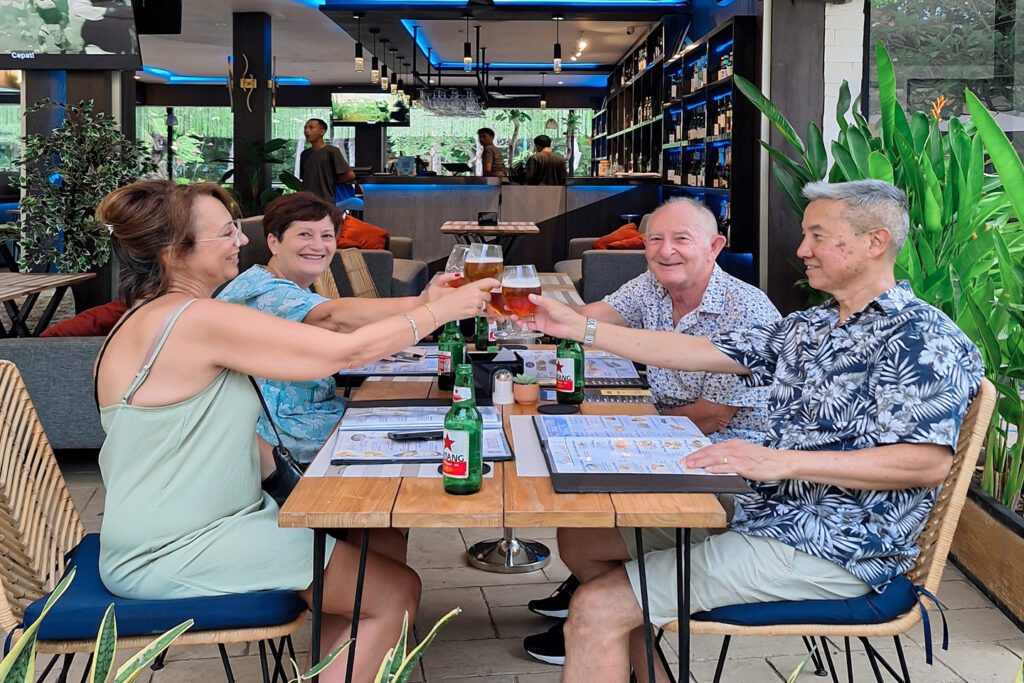 Gallery liquocean Sport and Bar Restaurant